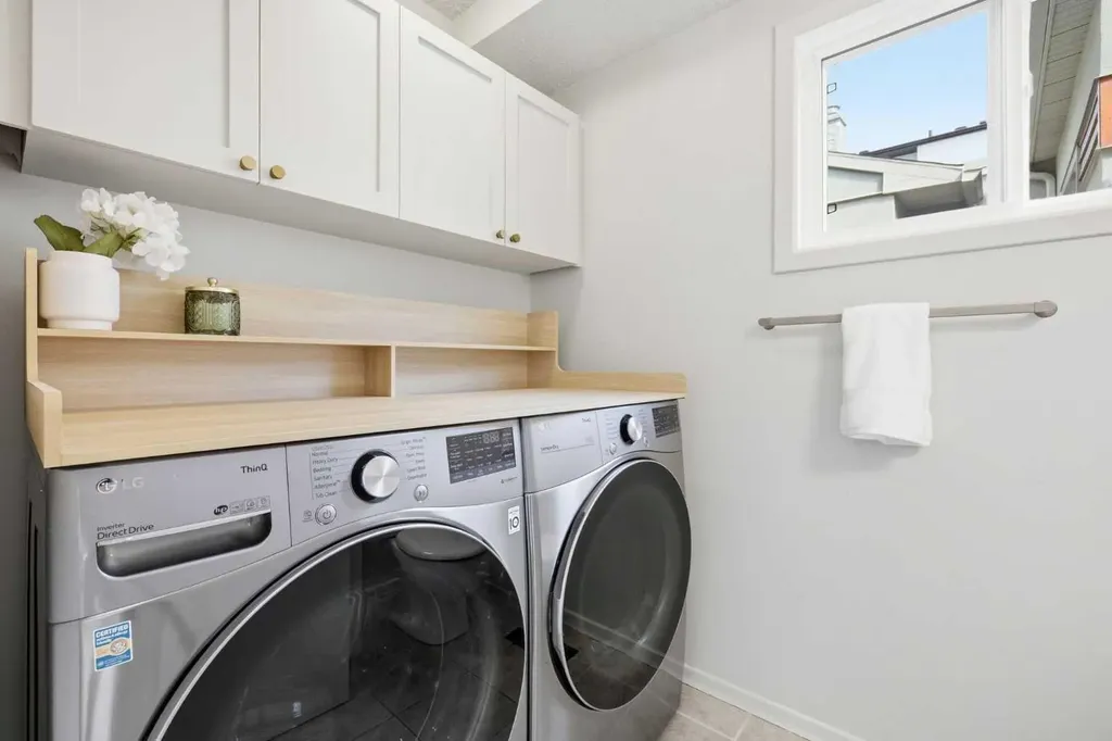 2222 28 Street SW Calgary AB T3E 2H6