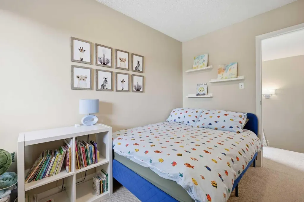 2222 28 Street SW Calgary AB T3E 2H6