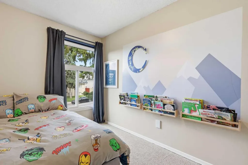 2222 28 Street SW Calgary AB T3E 2H6