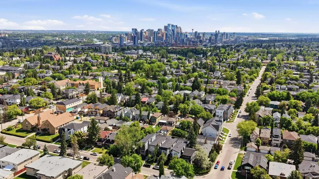 2222 28 Street SW Calgary AB T3E 2H6