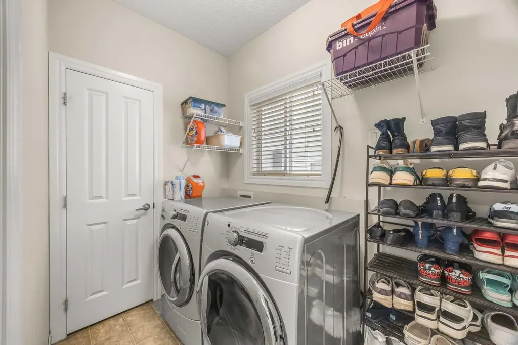 35 Covepark Place NE Calgary AB T3K 5Z8