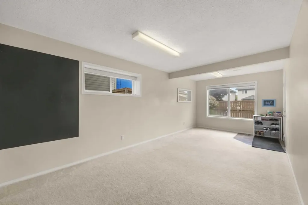 35 Covepark Place NE Calgary AB T3K 5Z8