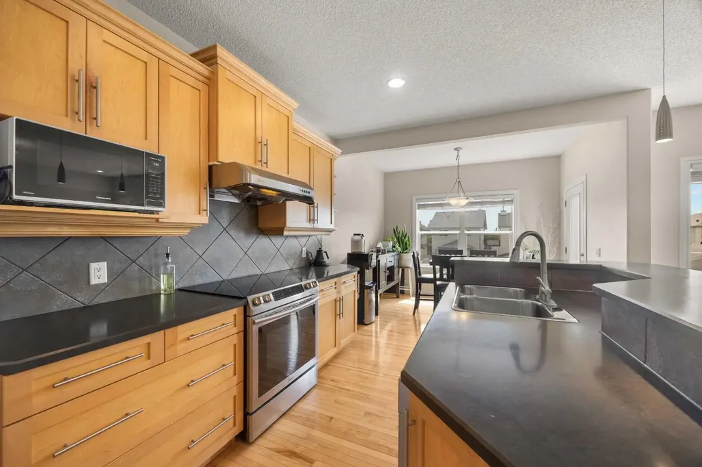 35 Covepark Place NE Calgary AB T3K 5Z8