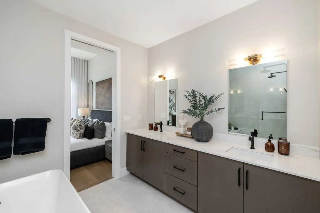 150 Lebel Crescent NW Calgary AB T3B 6S7