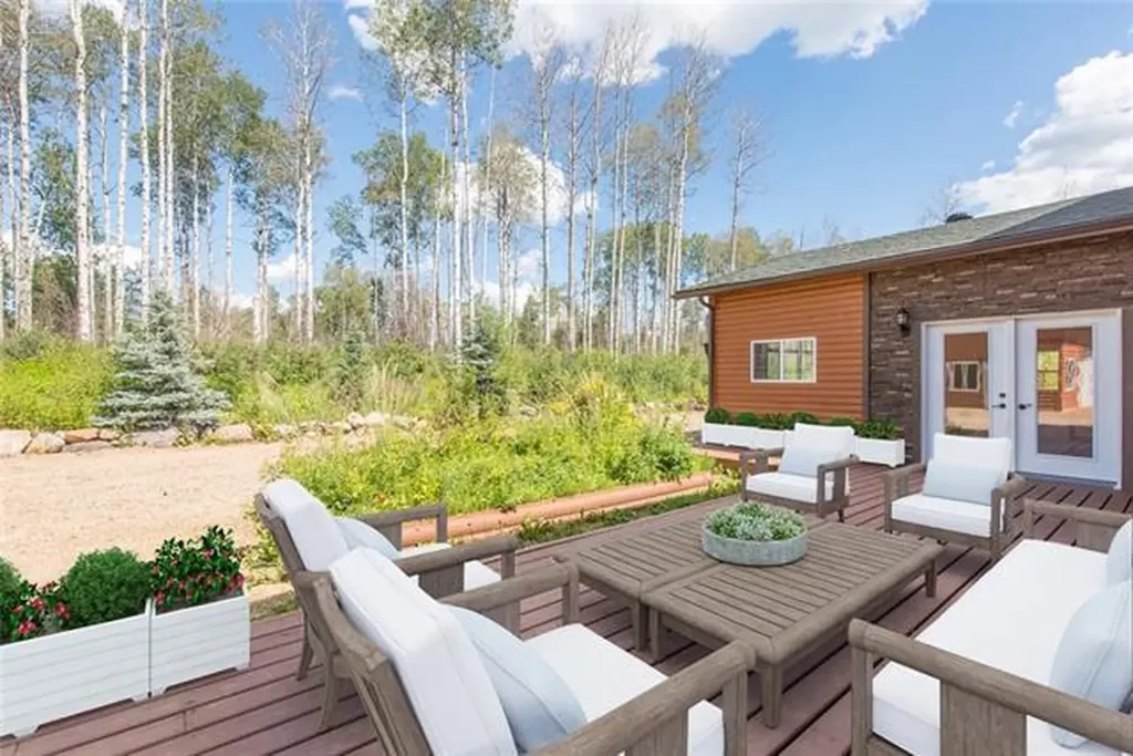 176 Saprae Crescent Saprae Creek AB T9H 5B4