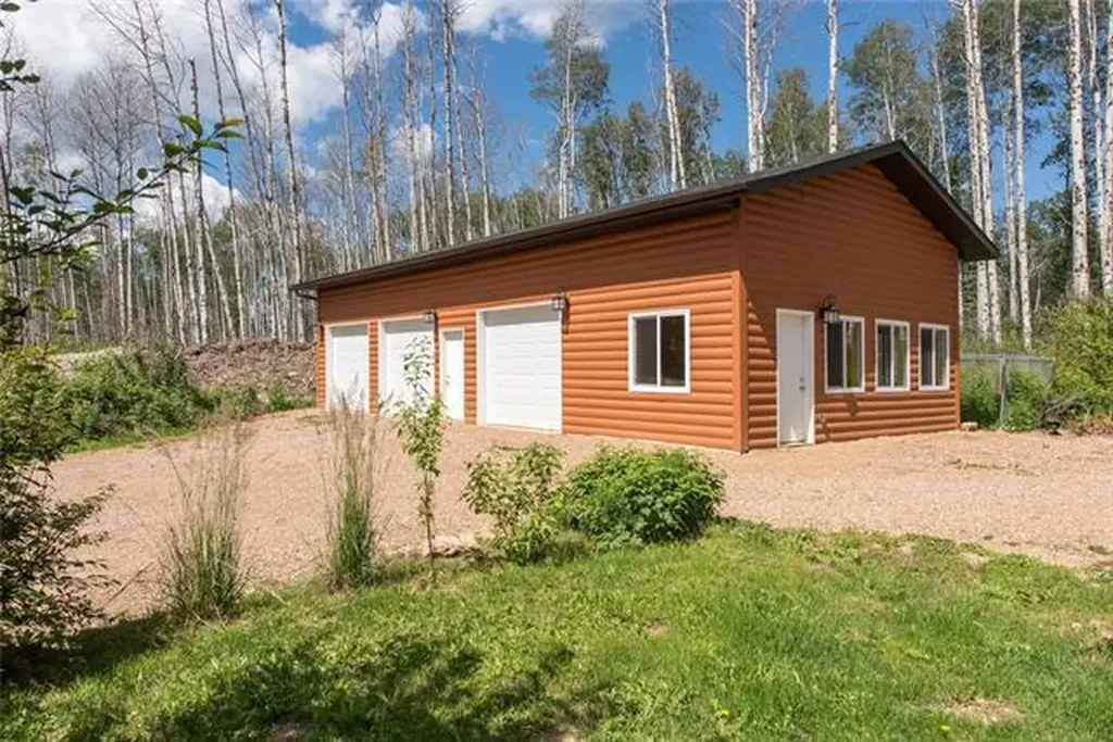 176 Saprae Crescent Saprae Creek AB T9H 5B4