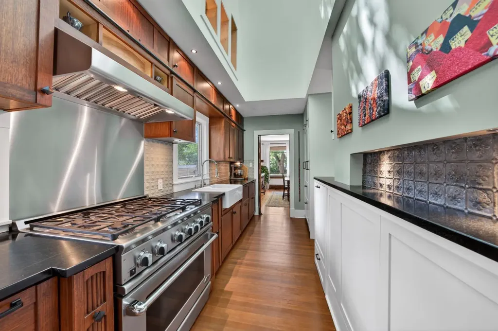 3818 Elbow Drive SW Calgary AB T2S2J8