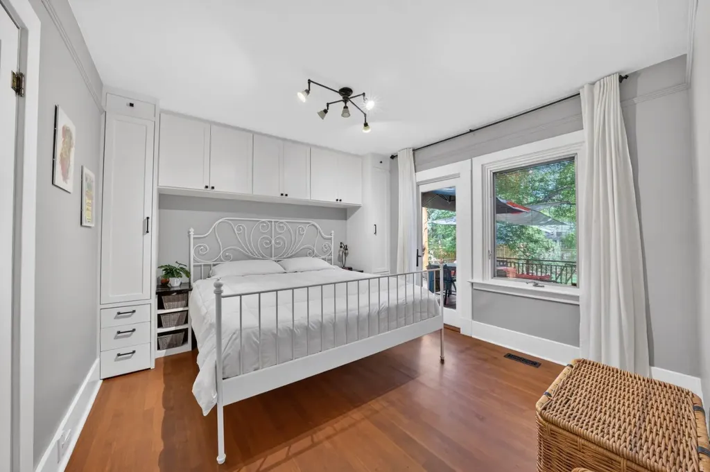 3818 Elbow Drive SW Calgary AB T2S2J8