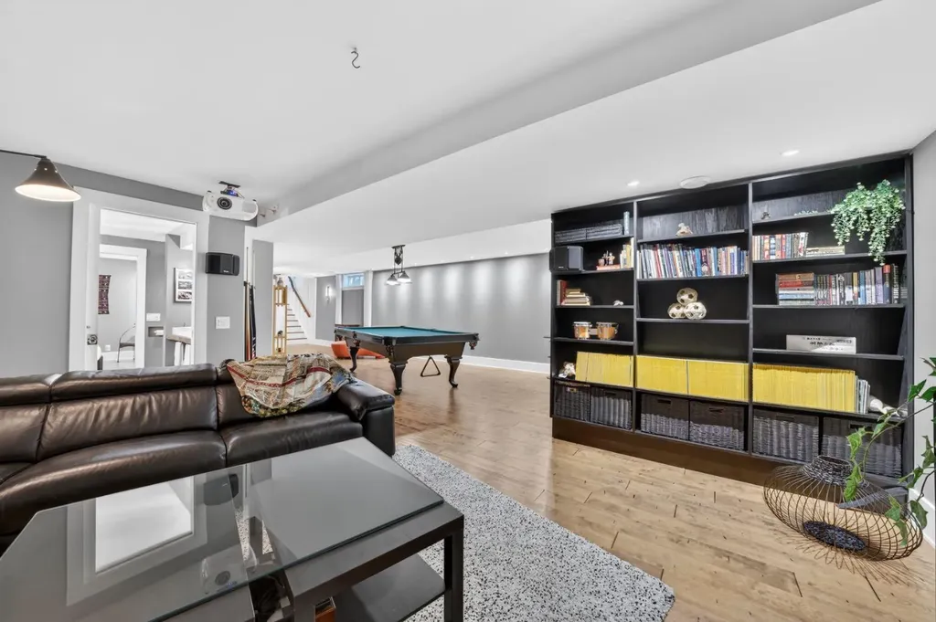 3818 Elbow Drive SW Calgary AB T2S2J8