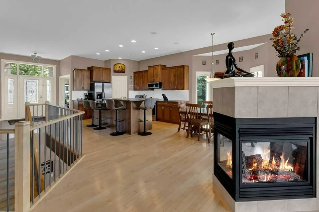 124 Gleneagles Estates Lane Cochrane AB T4C 2H7