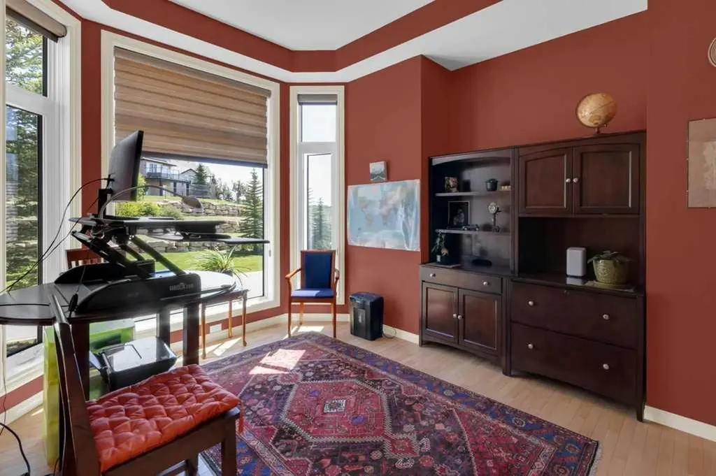 124 Gleneagles Estates Lane Cochrane AB T4C 2H7