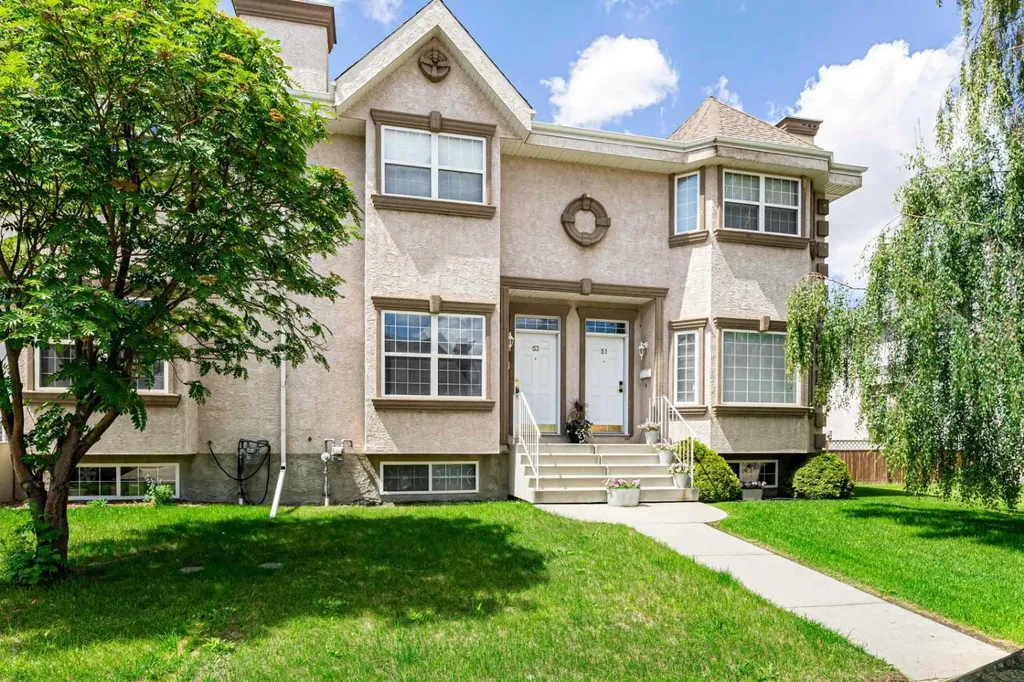 53 Adams Close Red Deer AB T4R 2W4