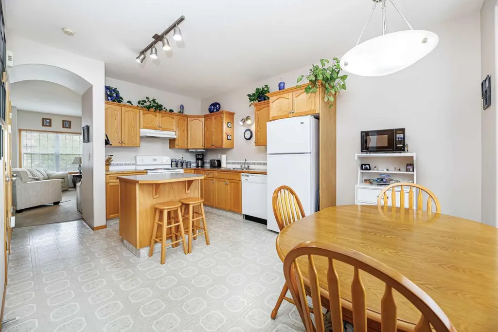 53 Adams Close Red Deer AB T4R 2W4