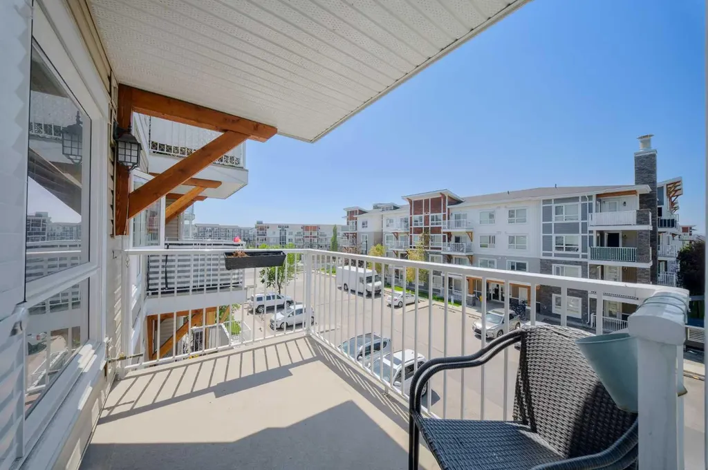 302 Skyview Ranch Drive NE Calgary AB T3N 0P5