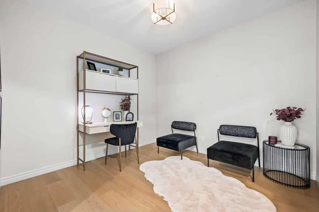 177 Mitchell Road NW Calgary AB T3R 2G8