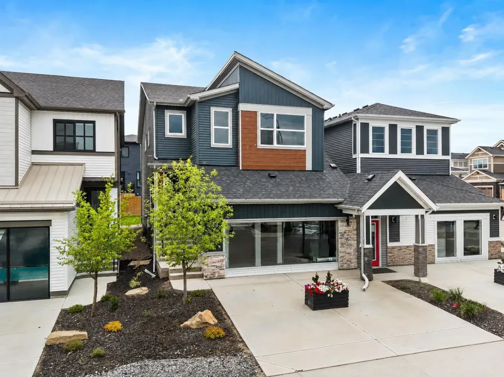 177 Mitchell Road NW Calgary AB T3R 2G8