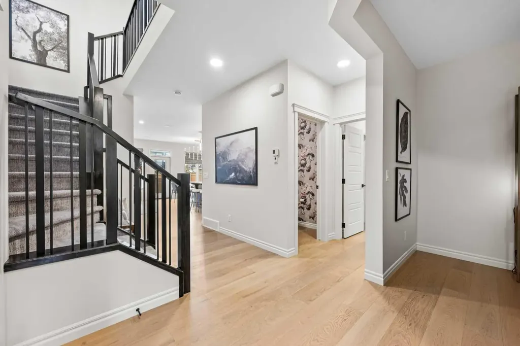 177 Mitchell Road NW Calgary AB T3R 2G8