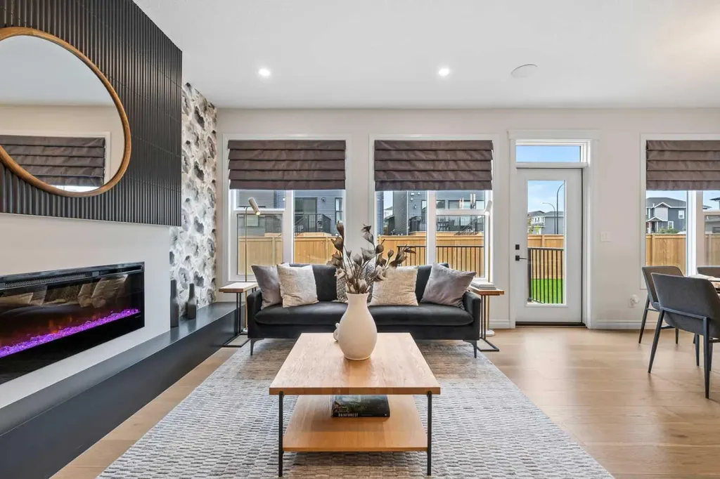 177 Mitchell Road NW Calgary AB T3R 2G8