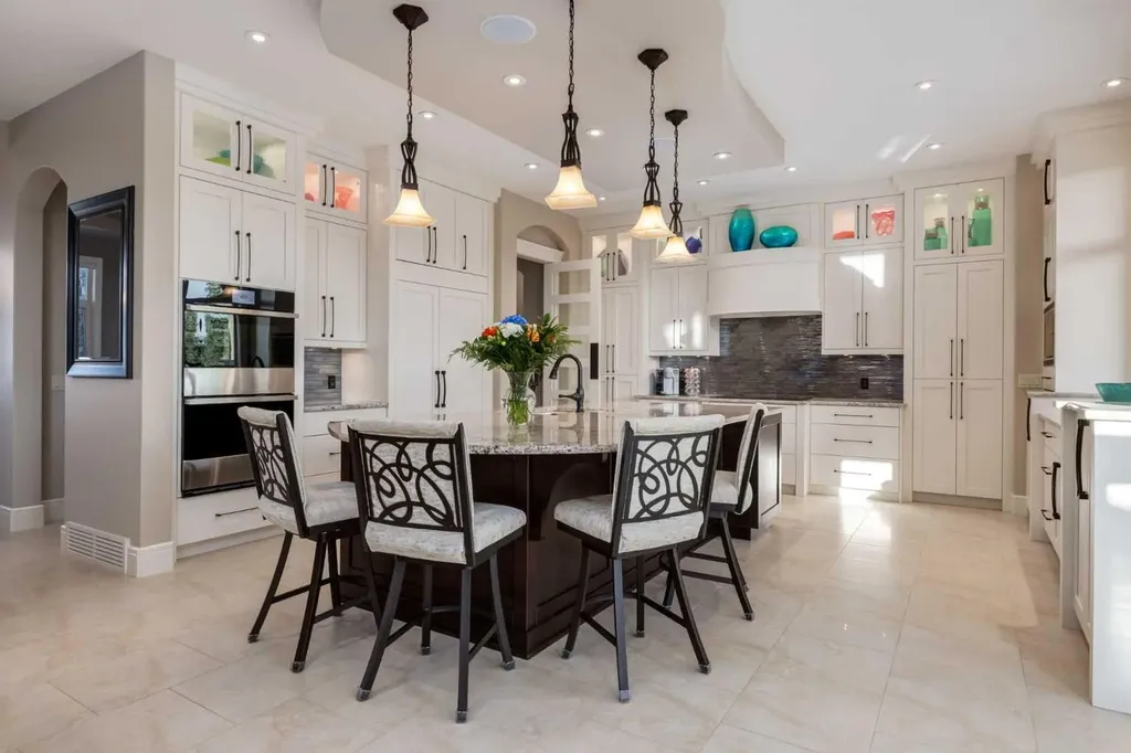 4 Ranche Drive Heritage Pointe AB T1S 4K1