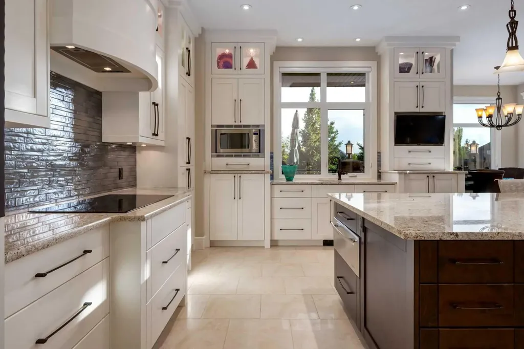 4 Ranche Drive Heritage Pointe AB T1S 4K1