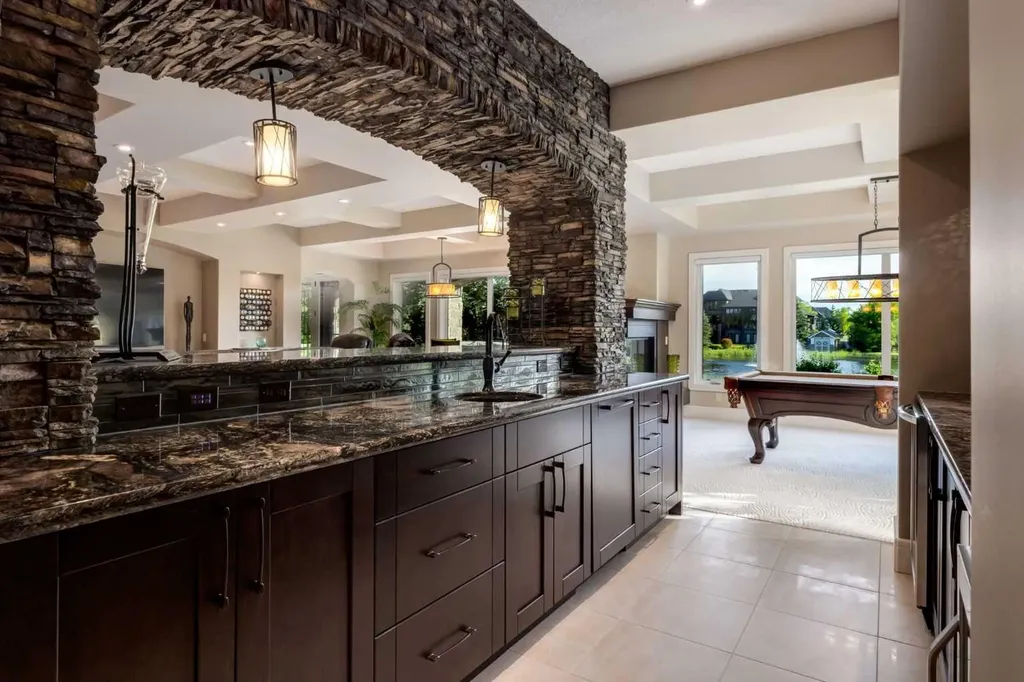 4 Ranche Drive Heritage Pointe AB T1S 4K1