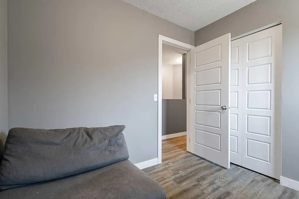 149 Taradale Close NE Calgary AB T3J 3E7