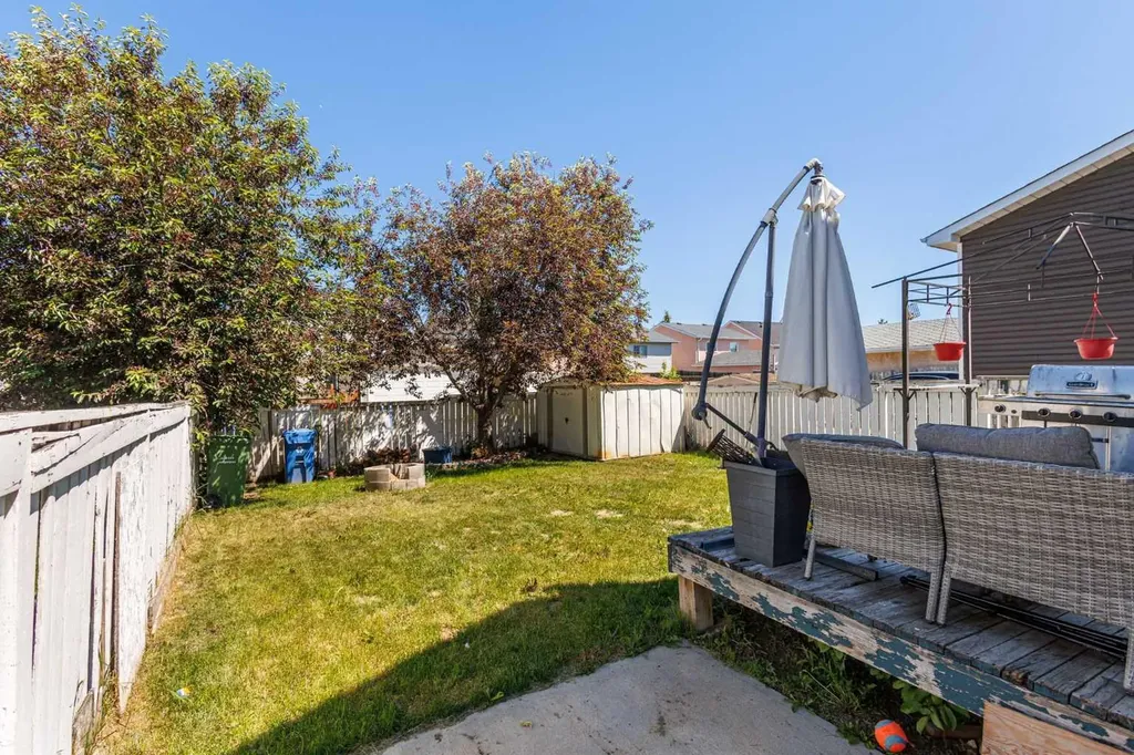 149 Taradale Close NE Calgary AB T3J 3E7