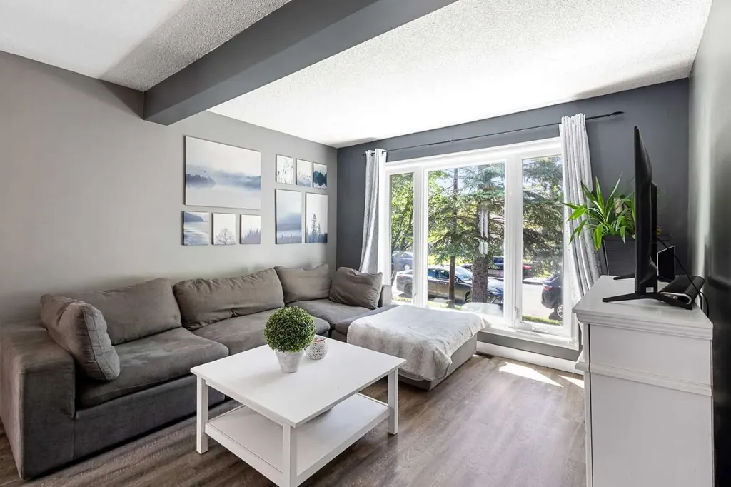 149 Taradale Close NE Calgary AB T3J 3E7