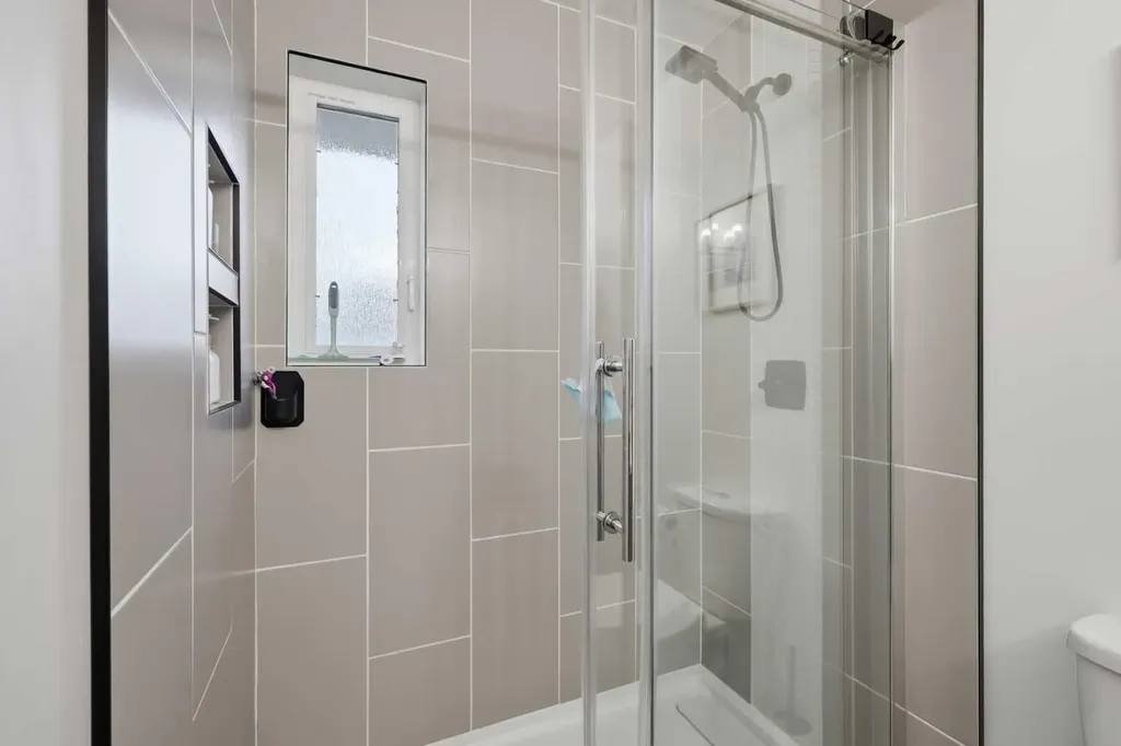 46 Livingston Close Lacombe AB T4L 2J3