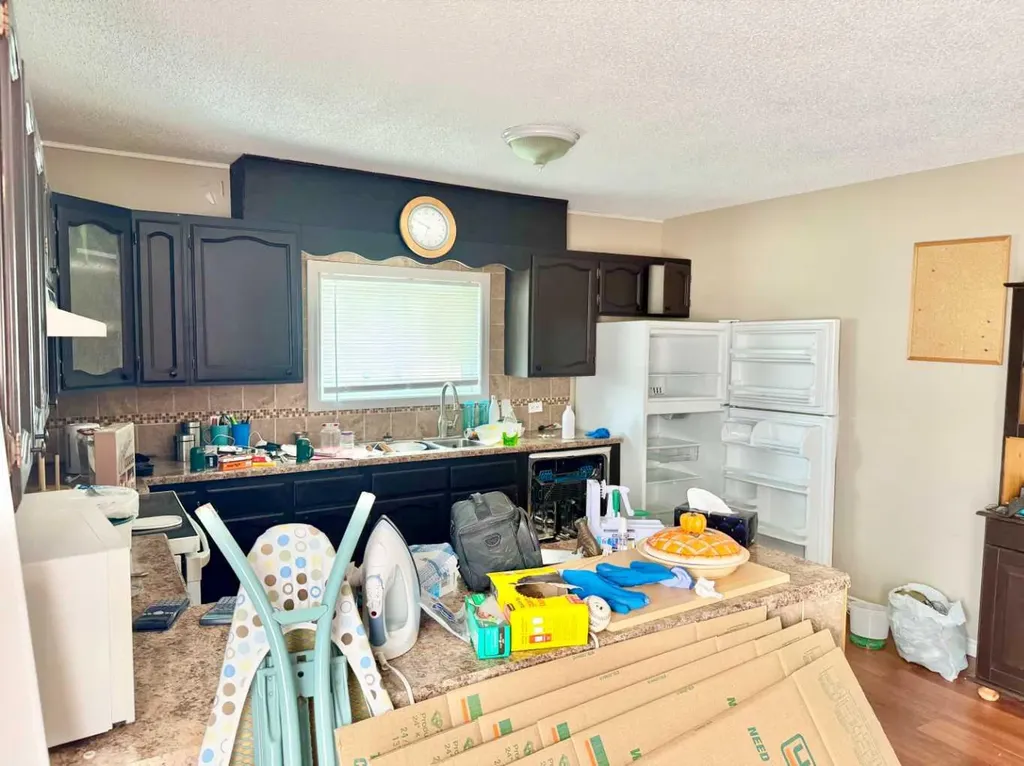 5013 4th Street Donnelly AB T0H 1G0