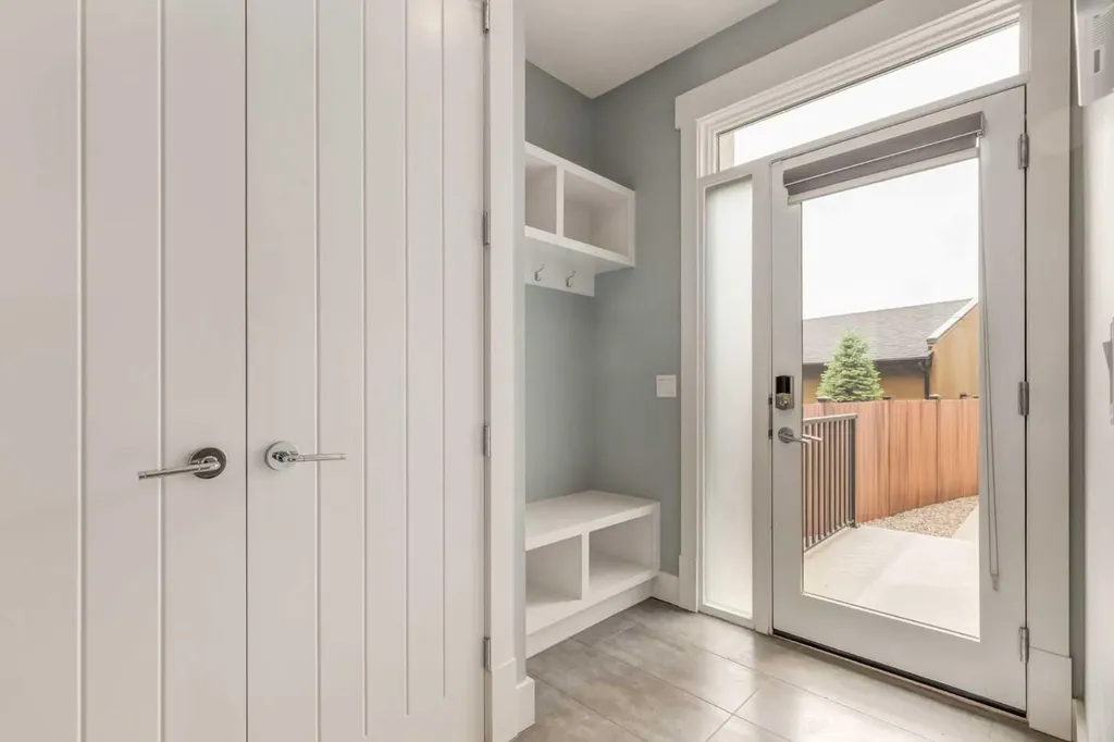 112 Burma Star Road SW Calgary AB T3E7Y4