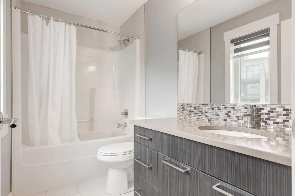 112 Burma Star Road SW Calgary AB T3E7Y4