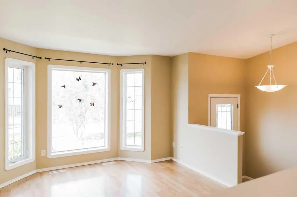 12702 95 Street Grande Prairie AB T8X1N4
