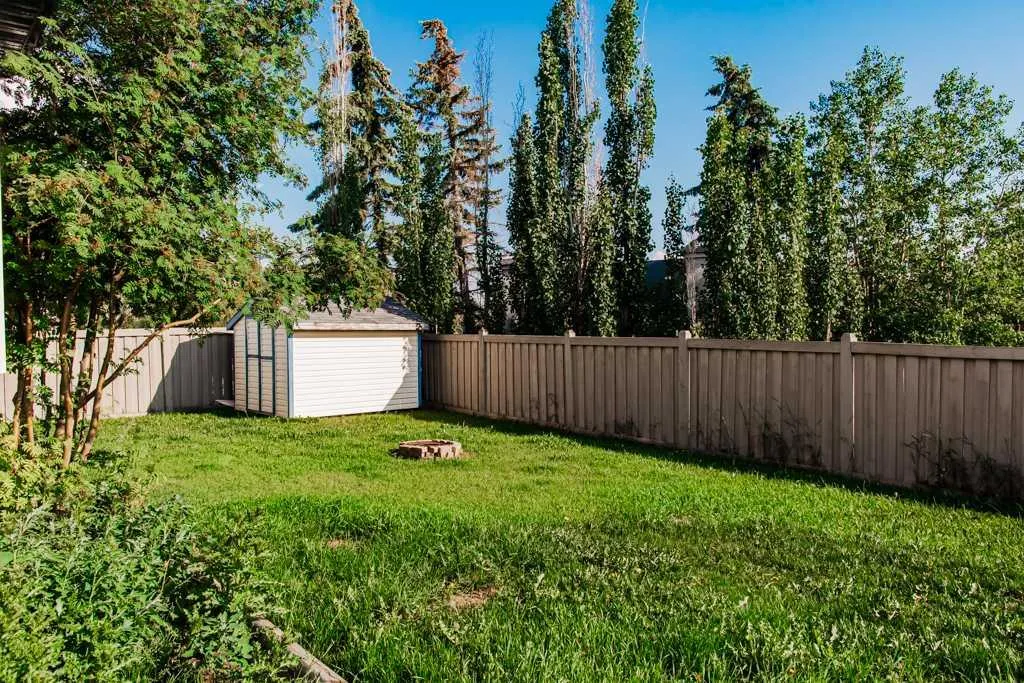 12702 95 Street Grande Prairie AB T8X1N4