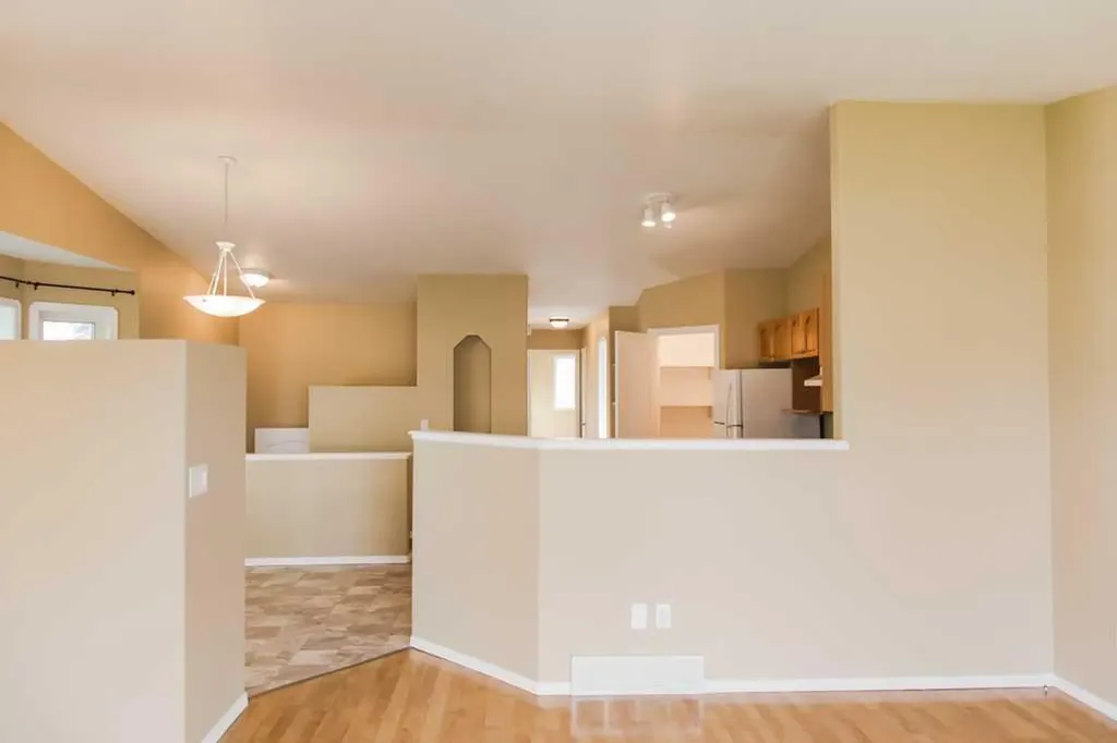 12702 95 Street Grande Prairie AB T8X1N4