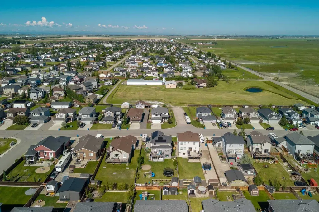 145 Hanson Drive NE Langdon AB T0J 1X1