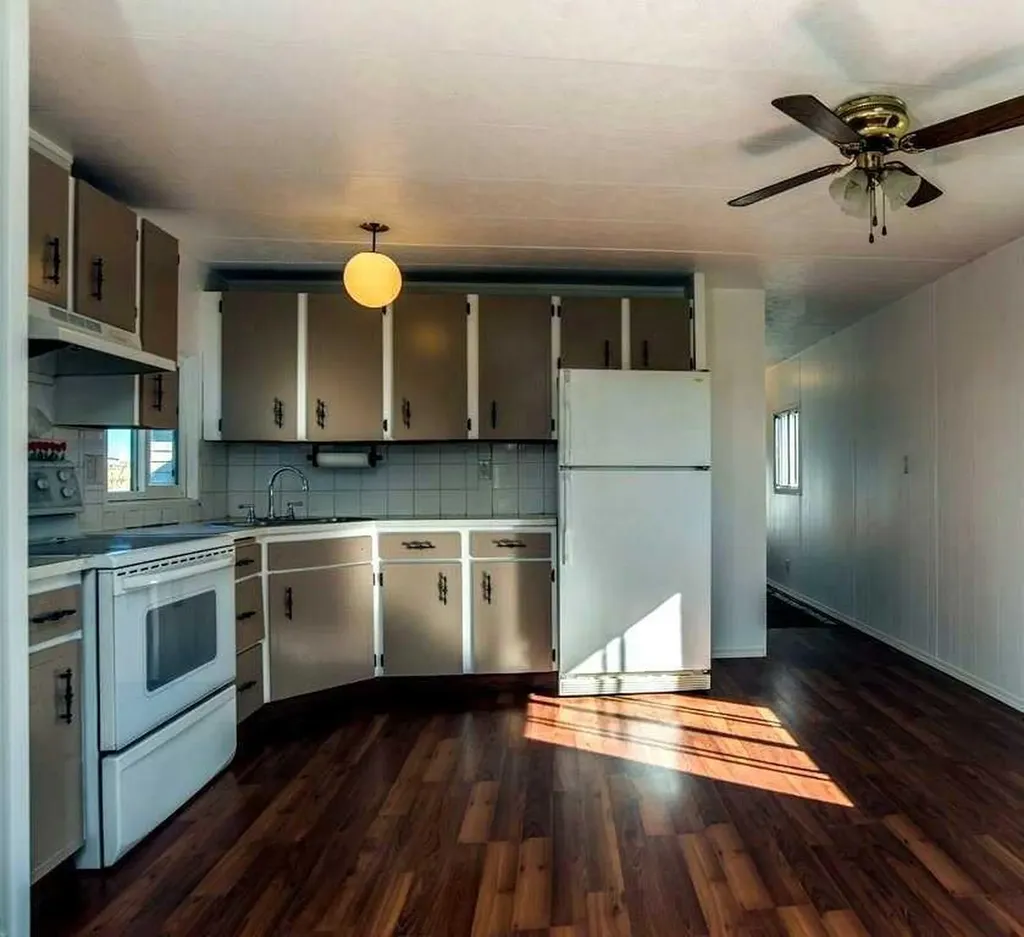 214 Gleichen Street Gleichen AB T1P1N0