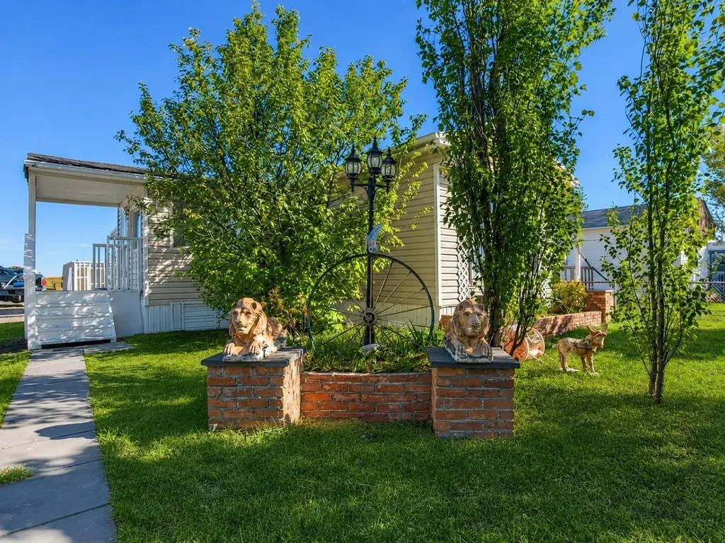 214 Gleichen Street Gleichen AB T1P1N0