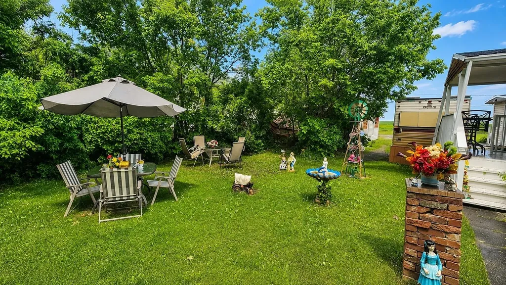 214 Gleichen Street Gleichen AB T1P1N0