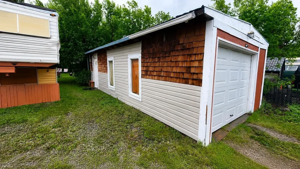 214 Gleichen Street Gleichen AB T1P1N0