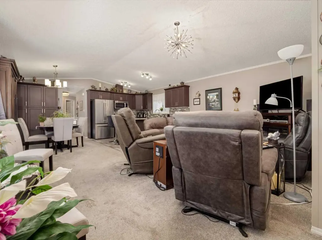 207 Porter Street Coaldale AB T1M 0A7