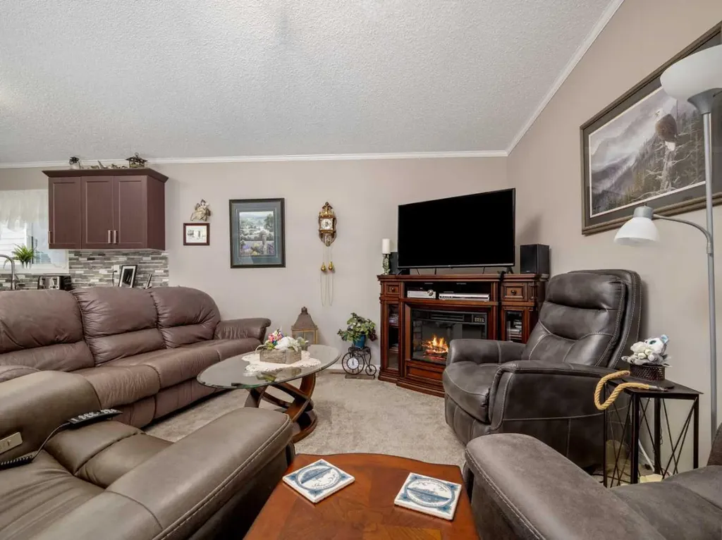 207 Porter Street Coaldale AB T1M 0A7