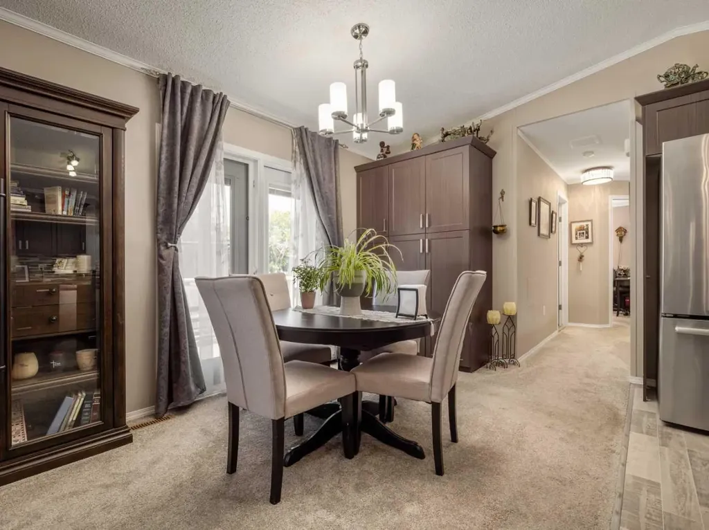 207 Porter Street Coaldale AB T1M 0A7