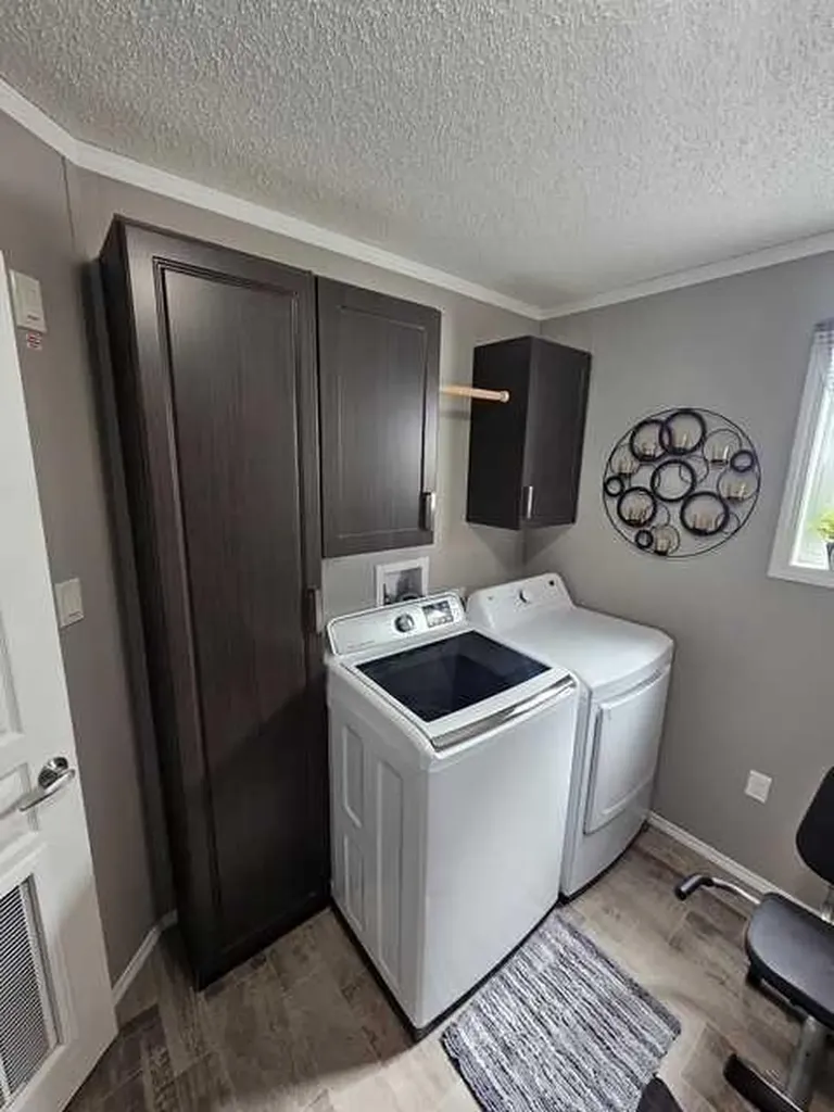 207 Porter Street Coaldale AB T1M 0A7