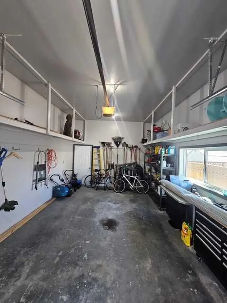 207 Porter Street Coaldale AB T1M 0A7