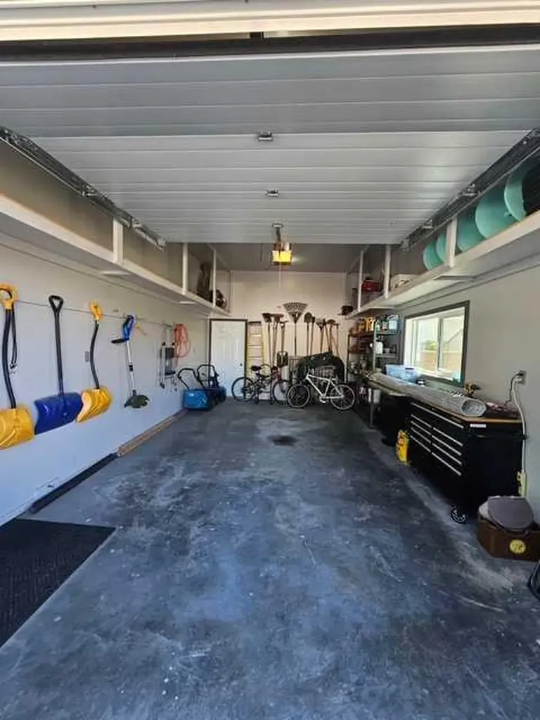 207 Porter Street Coaldale AB T1M 0A7