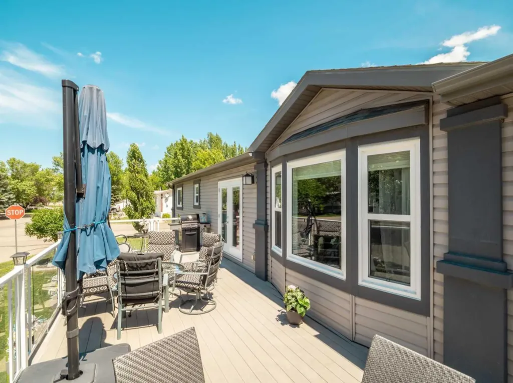 207 Porter Street Coaldale AB T1M 0A7