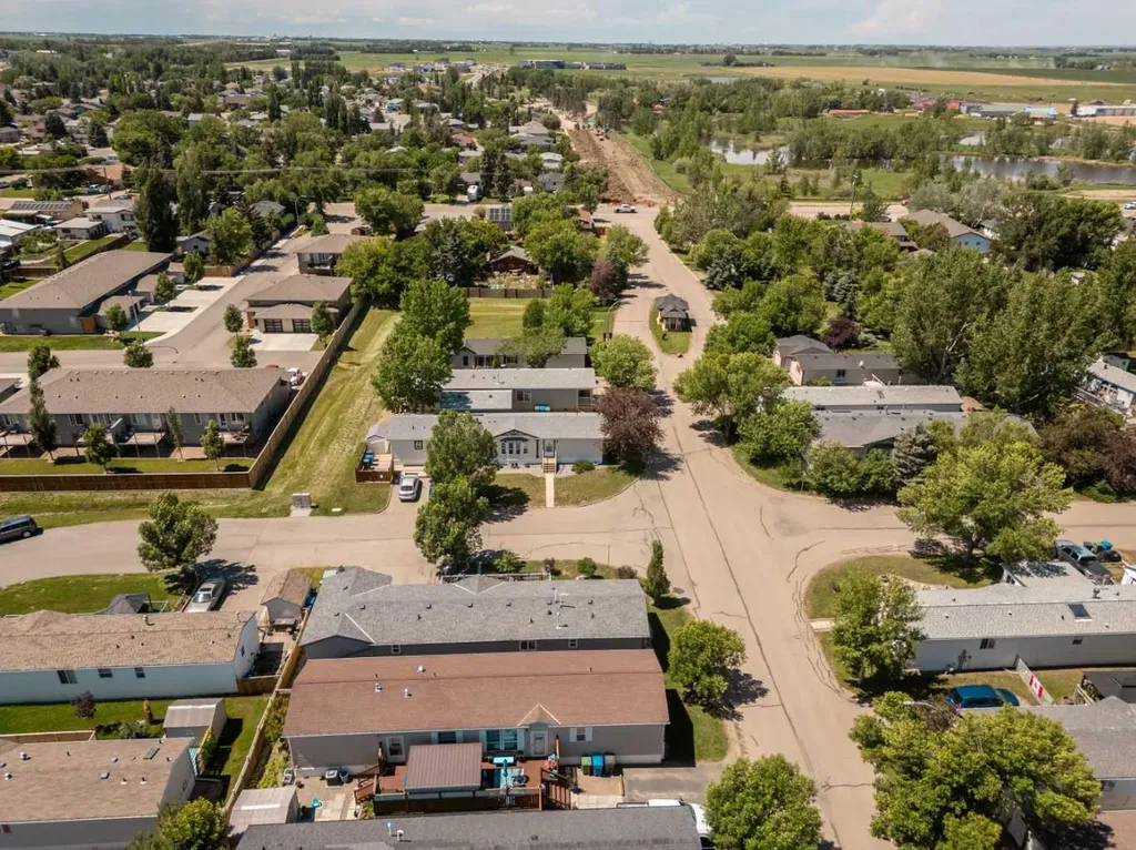 207 Porter Street Coaldale AB T1M 0A7
