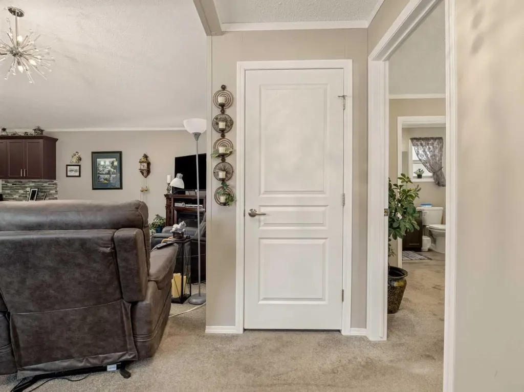 207 Porter Street Coaldale AB T1M 0A7