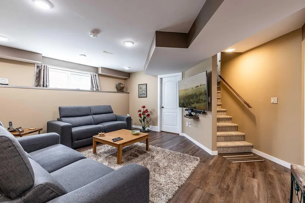 604 Vista Drive SE Medicine Hat AB T1B 0N1
